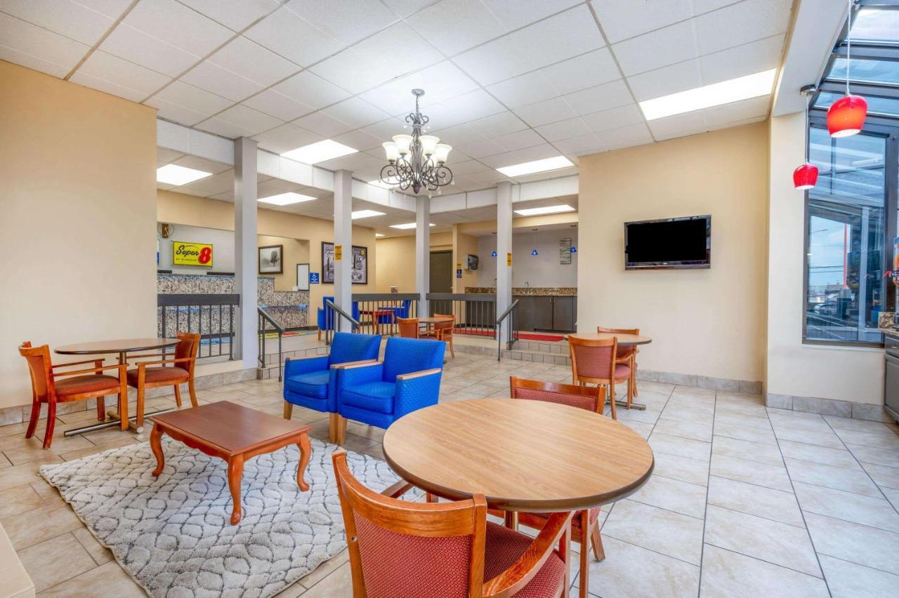 Super 8 By Wyndham Perrysburg-Toledo Hotel Luaran gambar