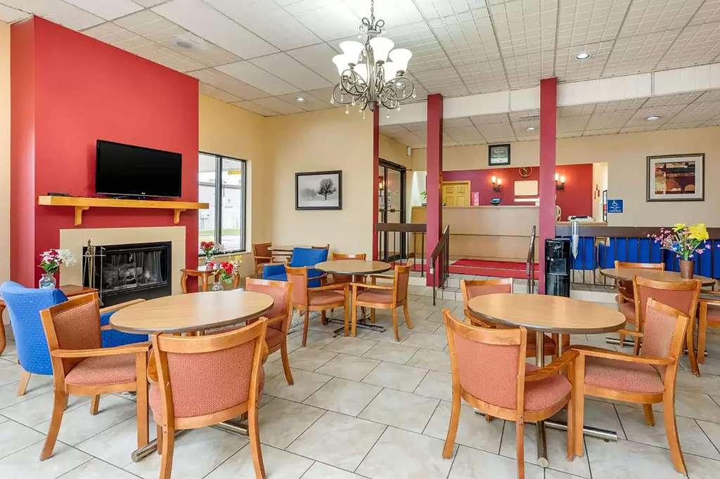 Super 8 By Wyndham Perrysburg-Toledo Hotel Kemudahan gambar
