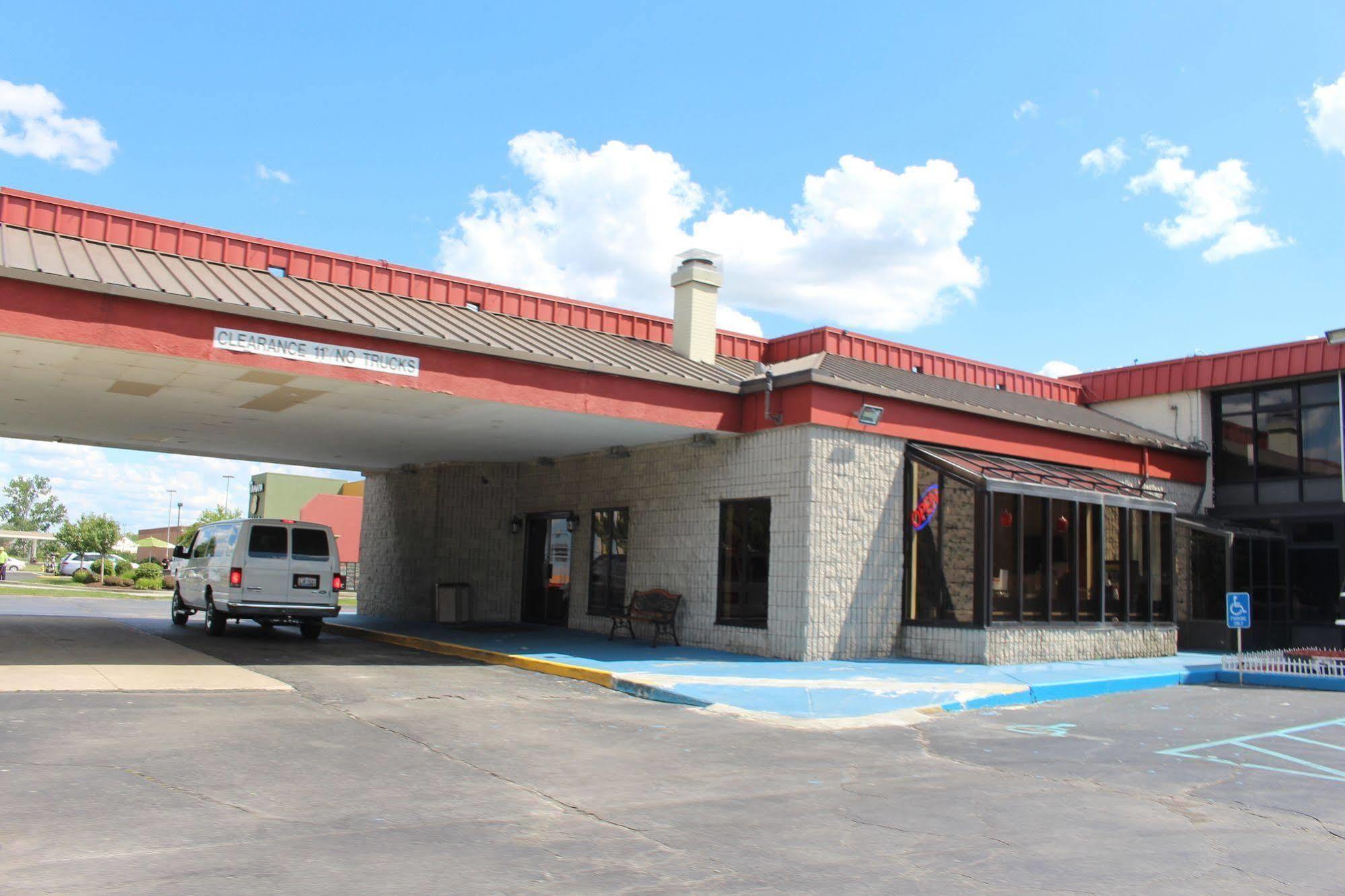 Super 8 By Wyndham Perrysburg-Toledo Hotel Luaran gambar