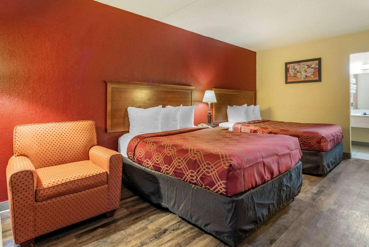 Super 8 By Wyndham Perrysburg-Toledo Hotel Luaran gambar