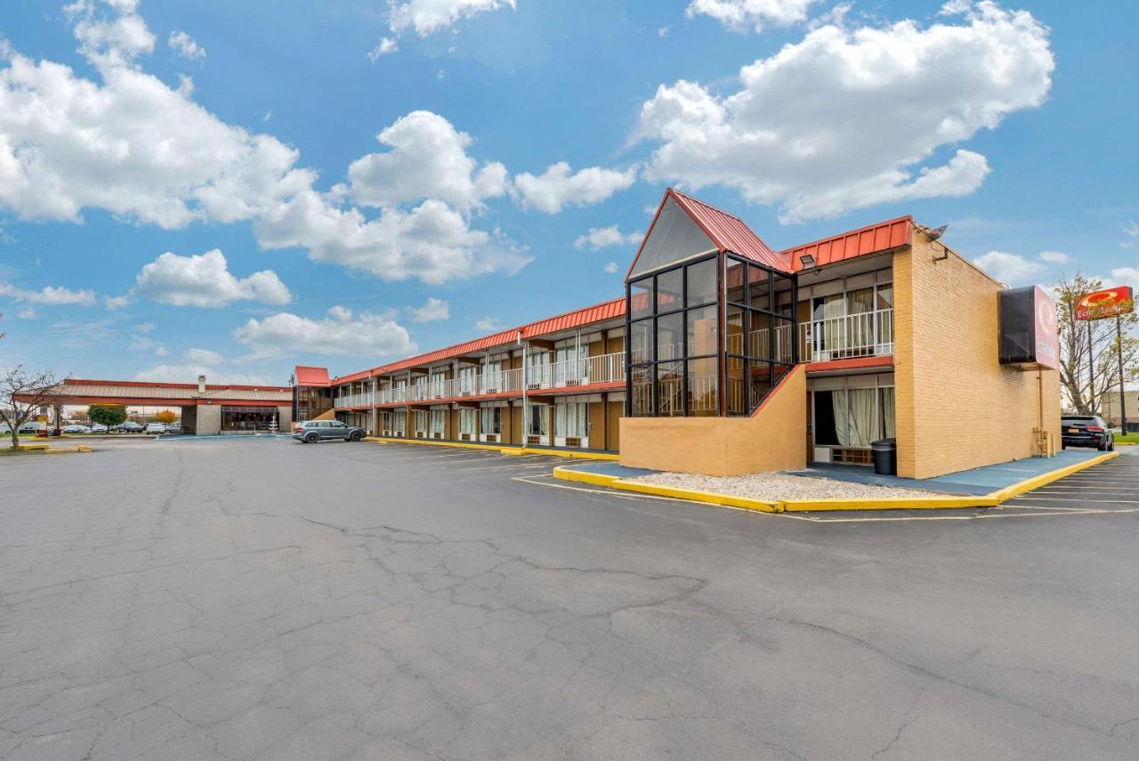 Super 8 By Wyndham Perrysburg-Toledo Hotel Luaran gambar